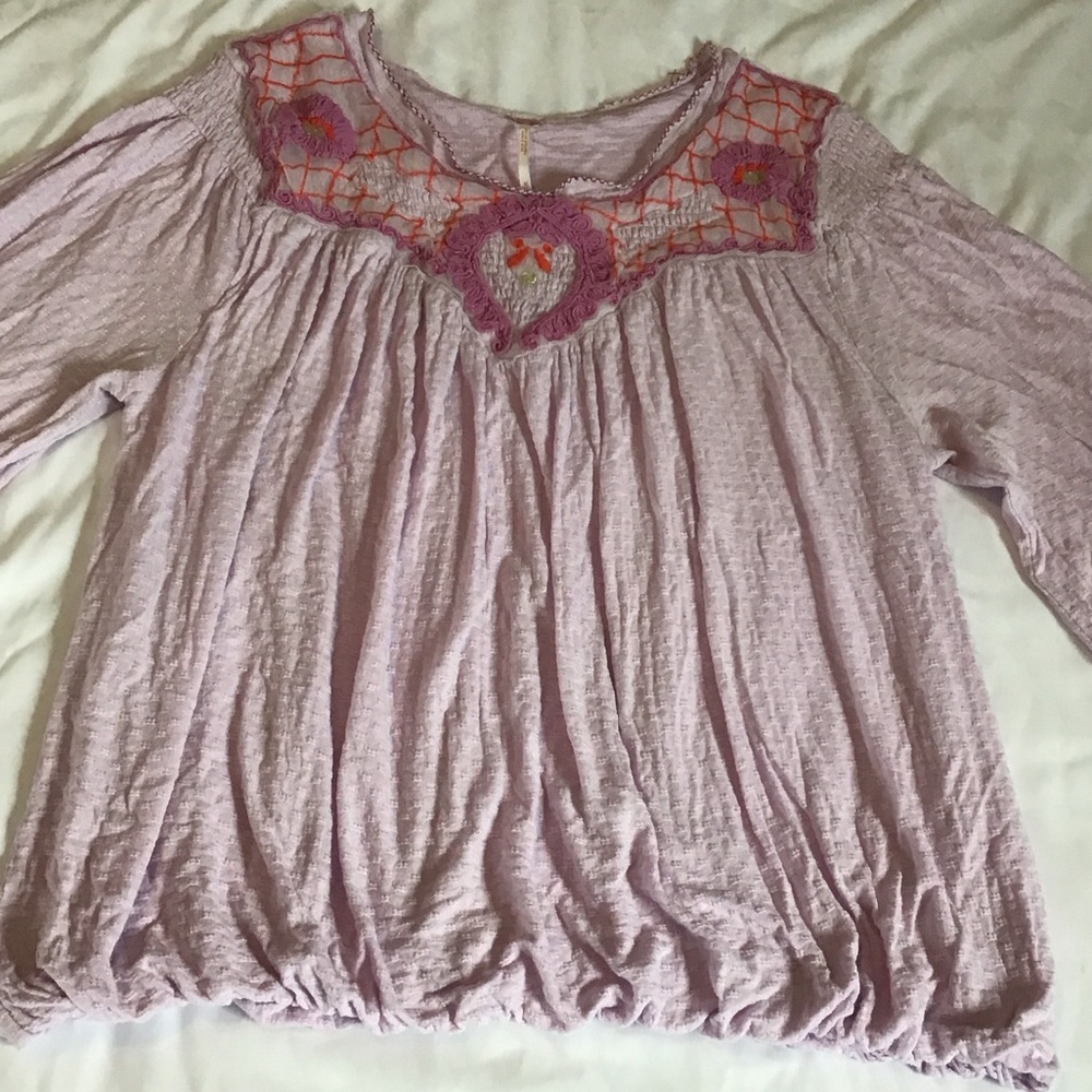 Lavender Begonia Embroidered Long-Sleeve Womens Top